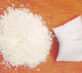 伊犁哈薩克自治州 以邊境小額貿(mào)易為橋，促絲網(wǎng)制品等商品技術(shù)進(jìn)出口繁榮